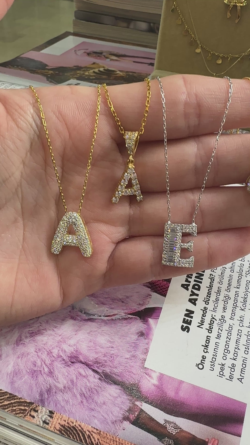 Baget Taşlı Harf Kolye