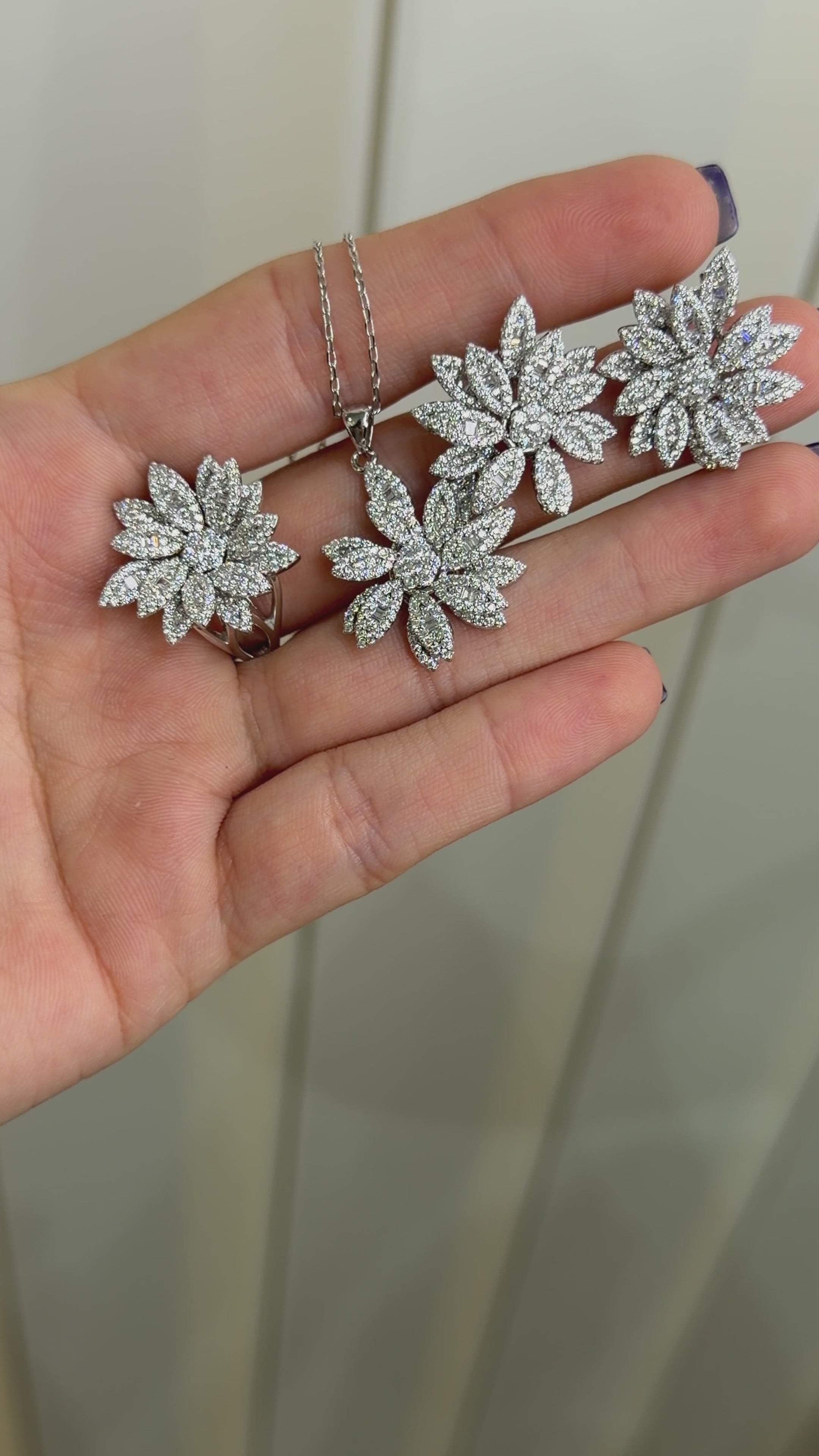 Baget Taşlı Çiçek Set