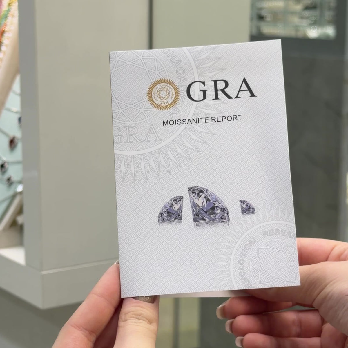 14K Bir Buçuk Karat Mozanit Oval Yüzük