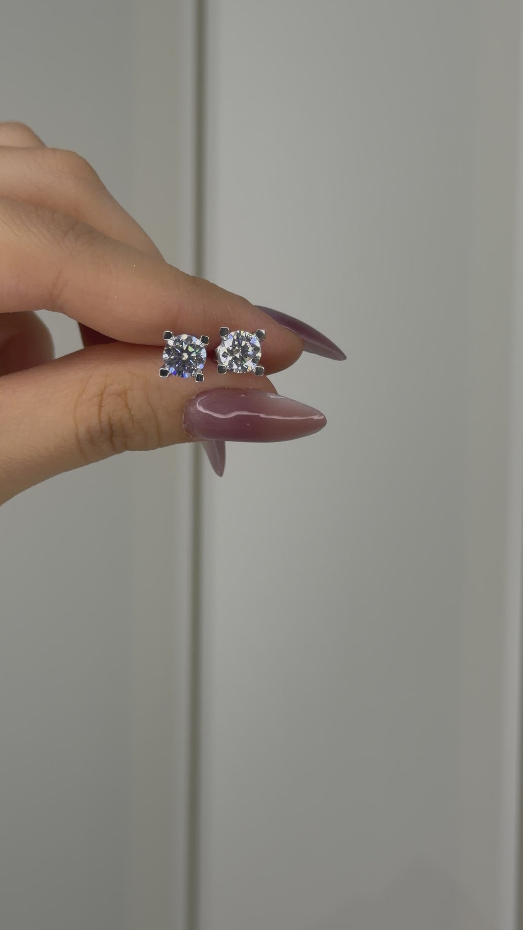 14K 2 Karat Mozanit Tektaş Küpe