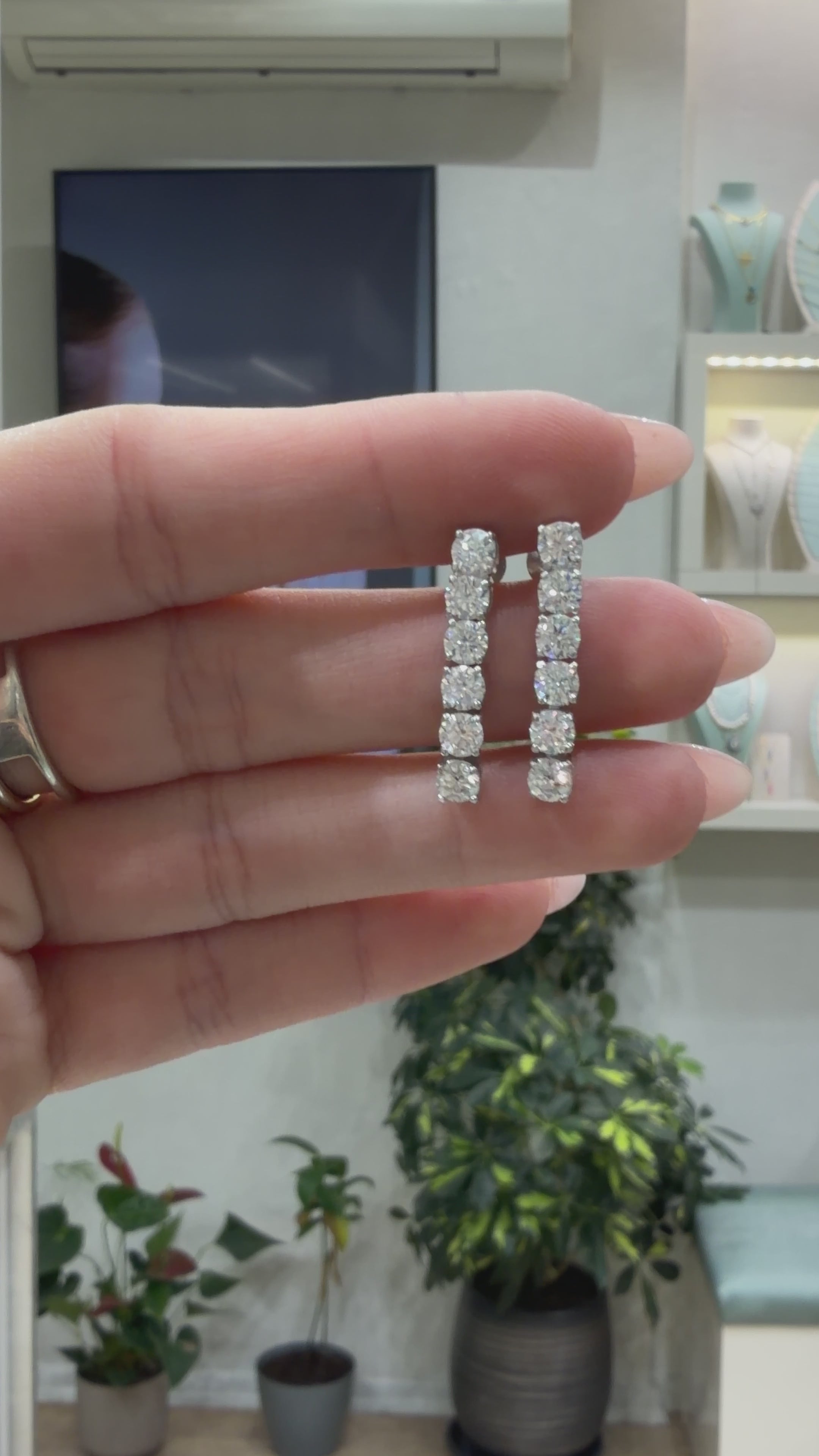 4 mm Mozanit Suyolu Küpe