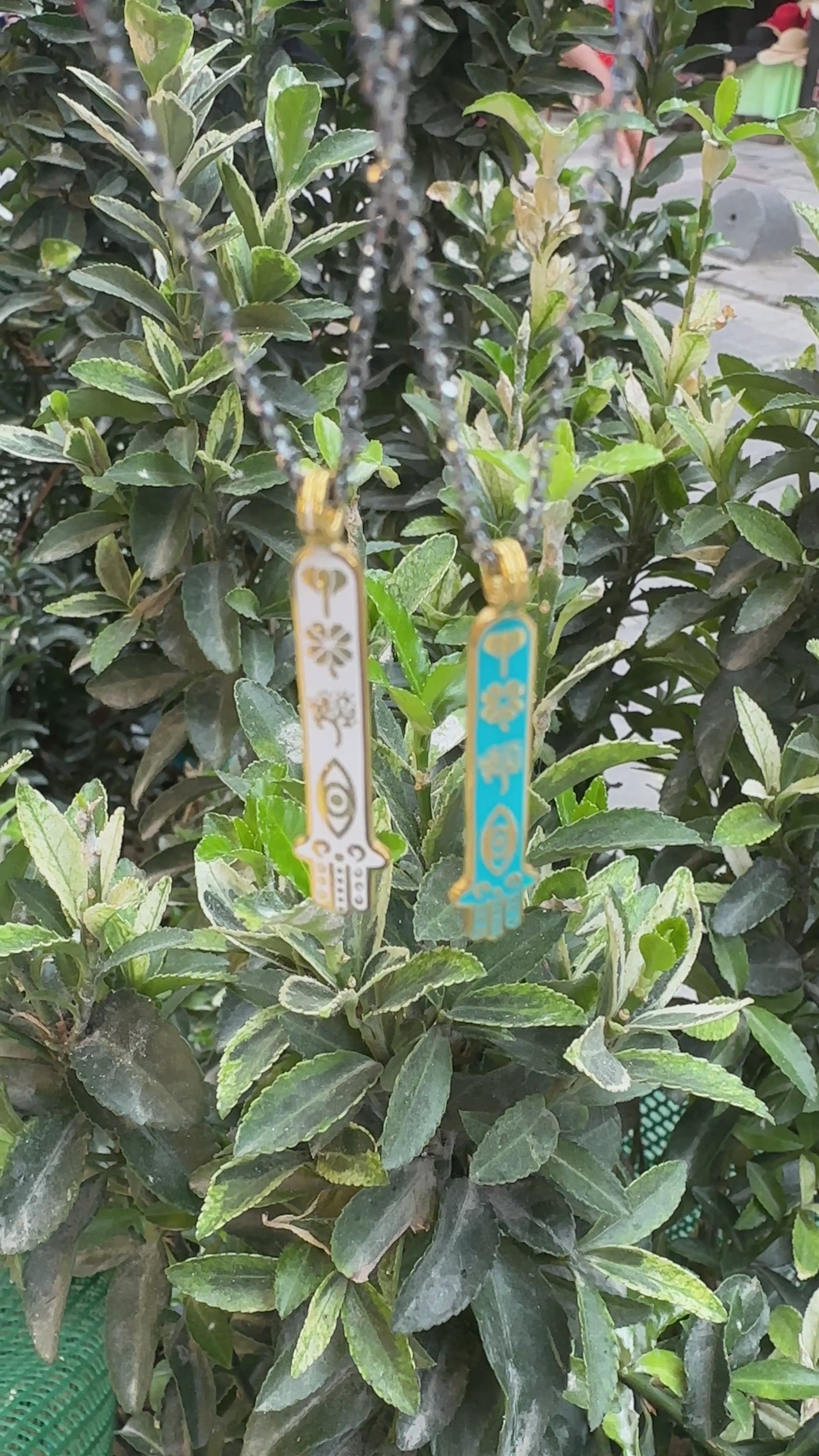 Siyah Rodaj El Model Şekilli Kolye