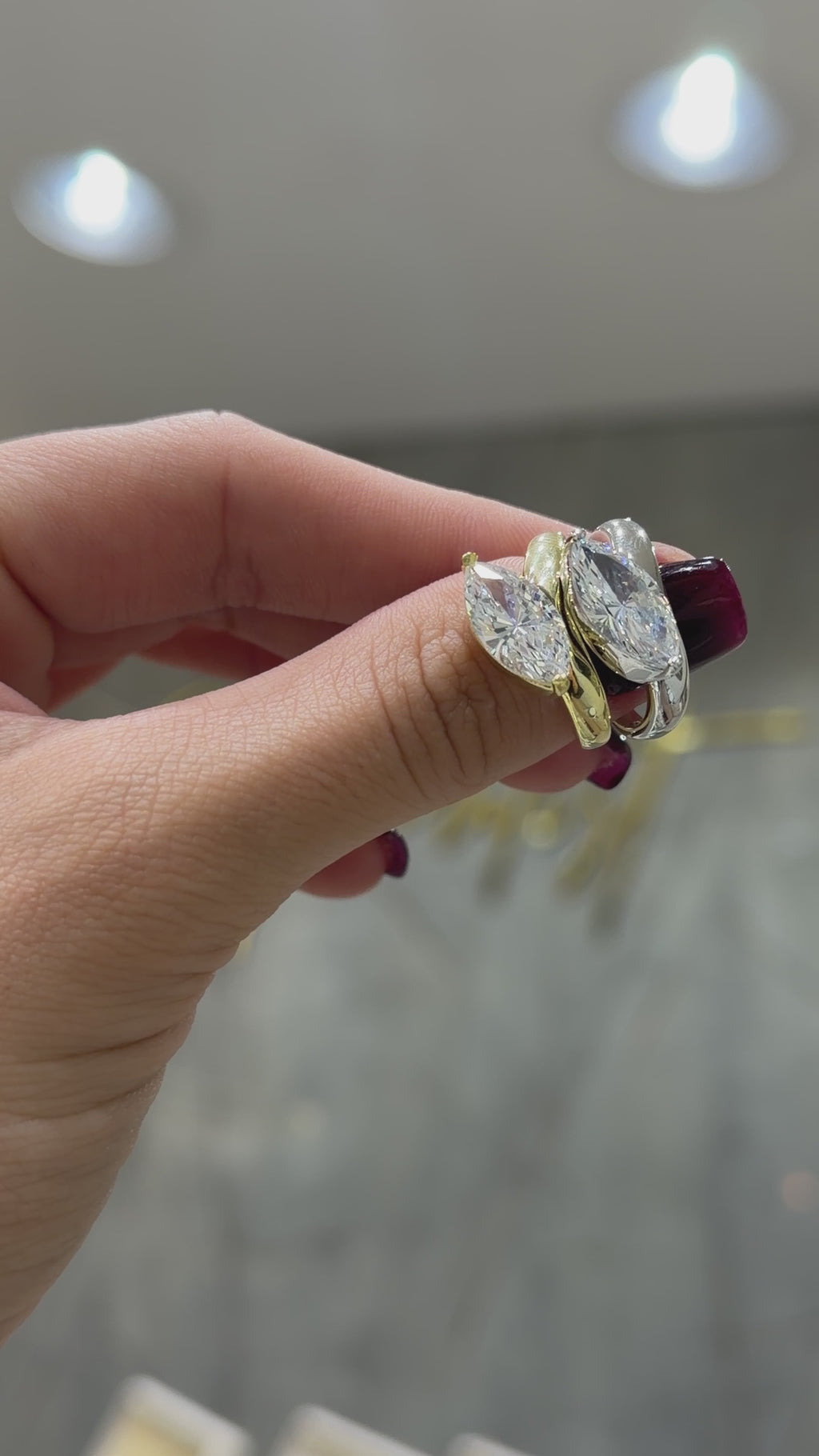 Jessica Markiz Taşlı Yüzük