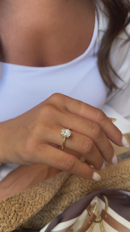 14K 1.75 Karat Oval Yüzük