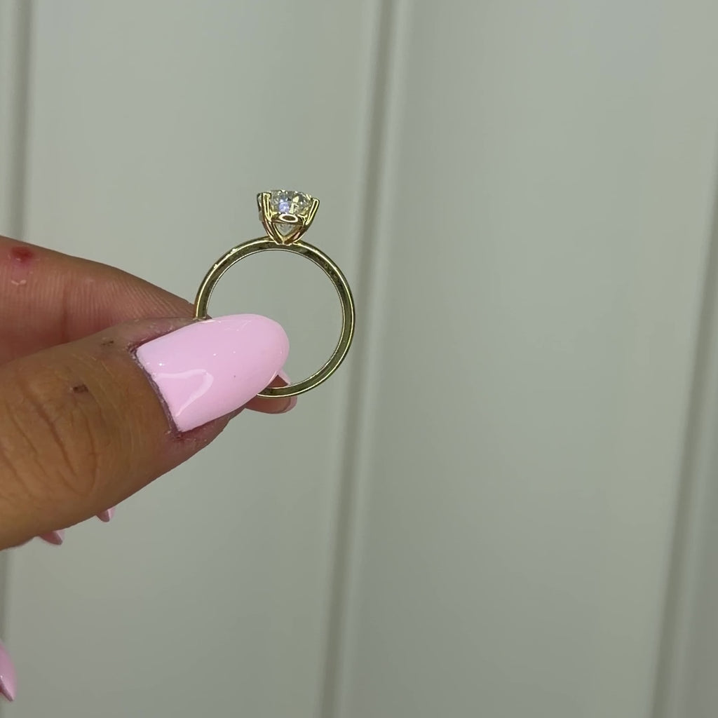 14K İki Karat Mozanit Oval Yüzük