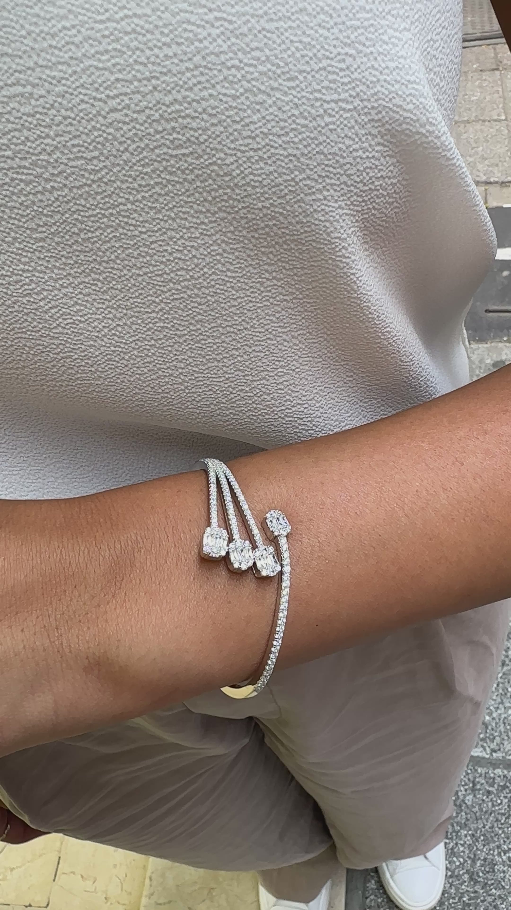 Baget Taşlı Tasarım Kelepçe