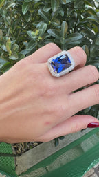 Marineblauer rechteckiger Ring