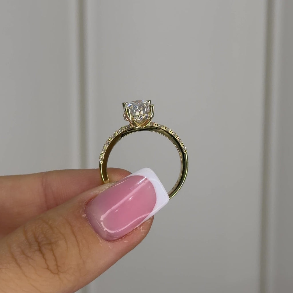 14K İki Karat Mozanit Uzun Oval Tektaş Yüzük