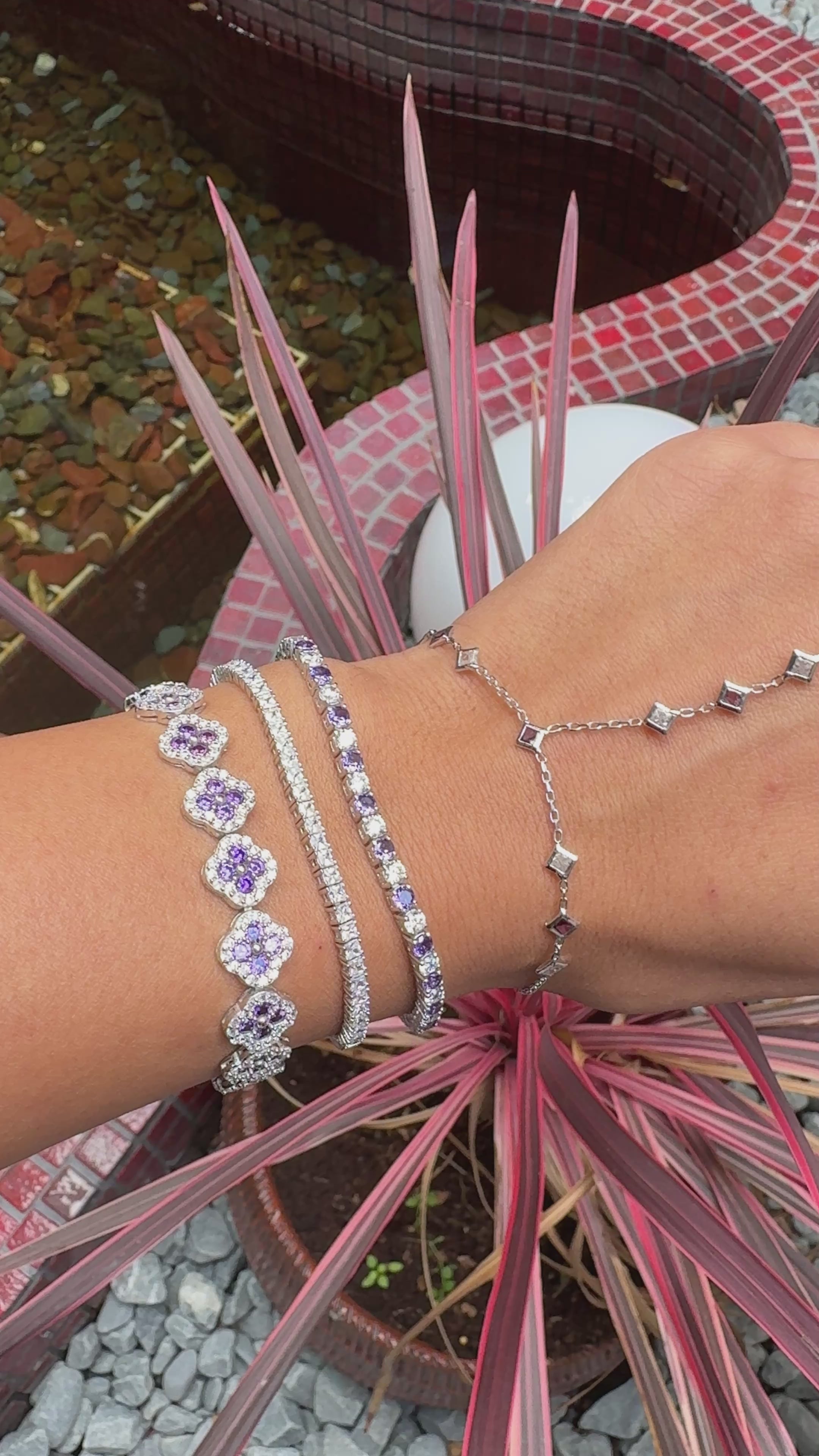 Chole Mor Taşlı Şahmeran