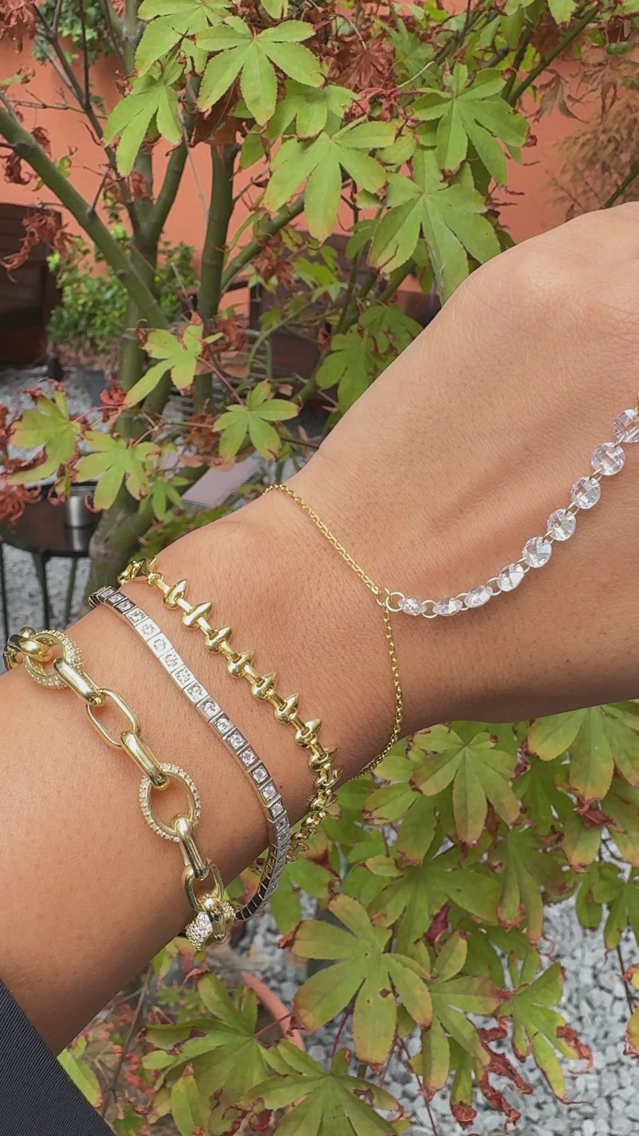 Ortası Taşlı Eye Yüzük