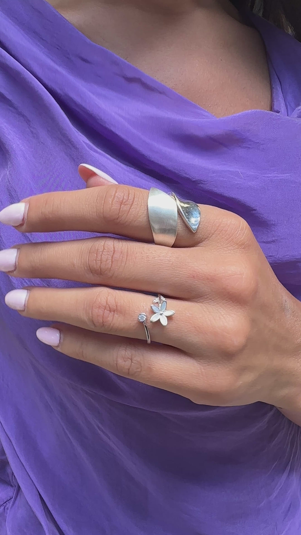 Flower Mother of Pearl Ring