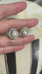 Yuvarlak Sıralı İnci Küpe